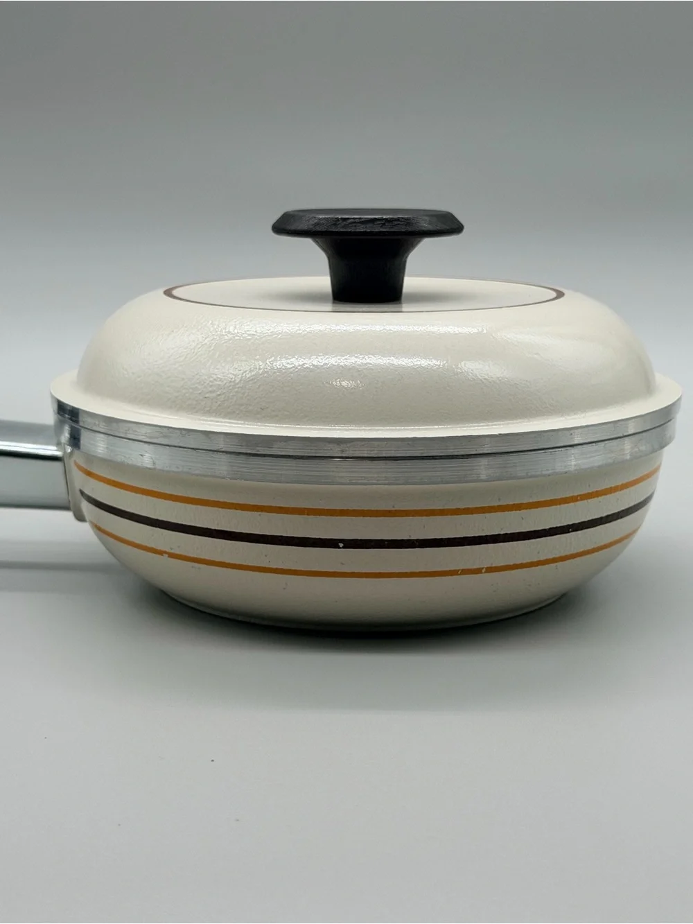 VTG 70s Regal Ware 7